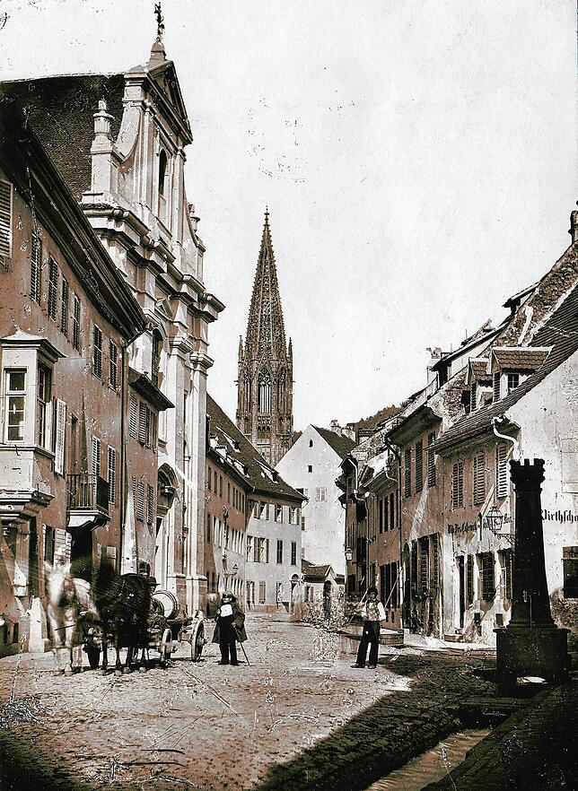 Im Jahr 1860, als dieses Bild entstand, hieß die Bertoldstraße noch Jesuitengasse.