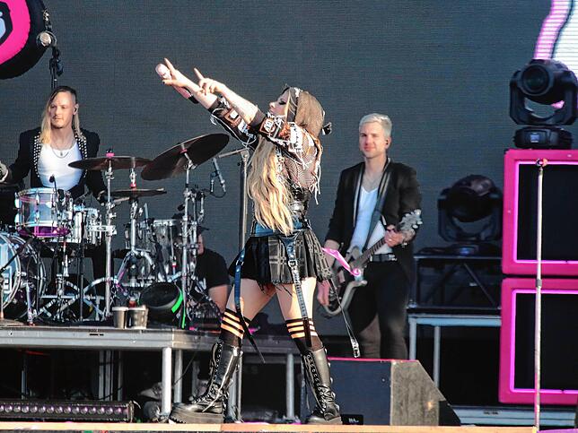 Bild 7: Southside 2024: Avril Lavigne sorgt für Gänsehaut bei ihren Fans