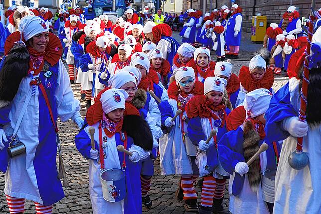 Bild 19: Gänsehautmomente beim Glonki-Umzug am Rosenmontag