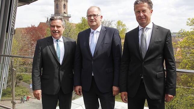 Auf Partner-Kurs in der Ortenau: Die Vorstände der Volksbank Schwarzwald-Baar-Hegau, von links: Ralf Schmitt, Vorsitzender Joachim ...