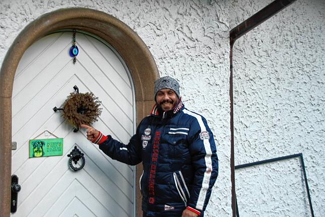 Hinter dieser Haustür hielt sich Tarek Amin zwei Wochen auf.