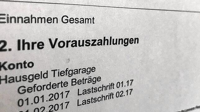 Ein Hausverwalter soll sich an den Konten mehrerer Eigentümergemeinschaften bedient haben. Nun muss er sich vor Gericht wegen Untreue ...