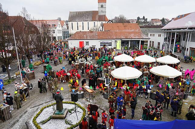 Wenn der Rathausplatz zum Festplatz wird: Ganz Hagnau verwandelt sich in eine Festmeile.