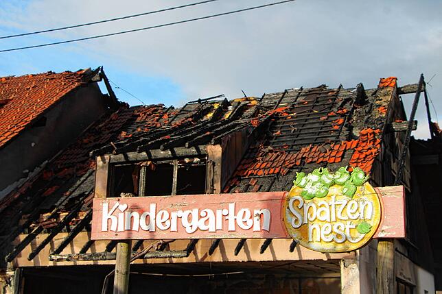 Bild 1: Bilder der Zerstörung: Was nach dem Brand im Kindergarten übrig ist