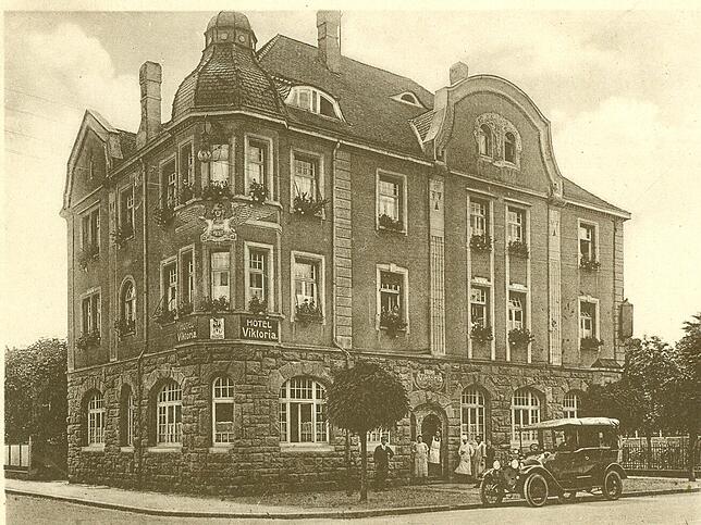 Historische Postkarte: So sieht das Hotel Viktoria Anfang des 20. Jahrhunderts aus.