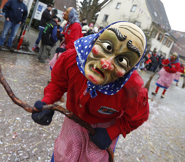 Bild 3: Bilder zum großen Narrentreffen in Pfohren (3)