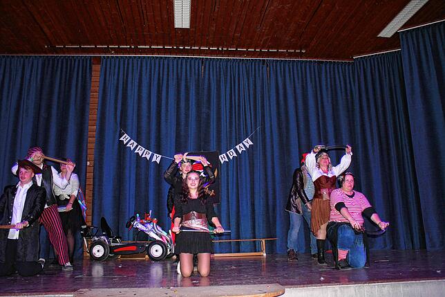 Bild 17: Bunter Abend in Orsingen: Alle Bilder der Fasnacht 2025