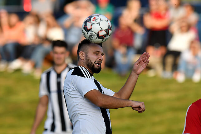 Bild 4: SV 08 Laufenburg kassiert mit 1:3 die erste Saisonniederlage beim SV Au-Wittnau &ndash; und wir haben die Bilder!