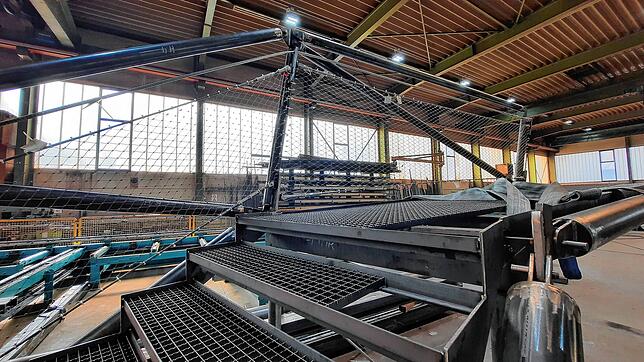 Ein Modell (Mock-Up) für einen Treppenaufgang der Treppen- und Steganlage für die Marienschlucht. Das Modell, das bei Stahlbau Rettich ...