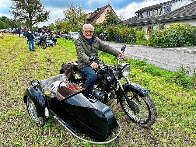 Bild 9: Bilder vom Oldtimertreffen in Egg