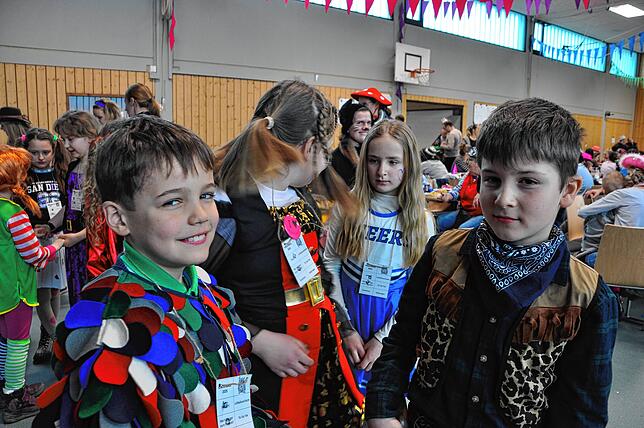 Bild 10: Viel Spaß beim Kinderball in Leimbach