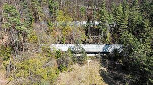 Blick auf die Kugelfänge des ehemaligen Radolfzeller Schießstandes im Nordosten der Stadt.