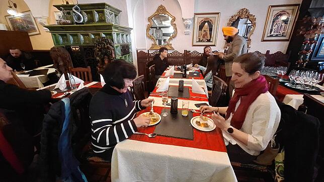 Bild 4: Indische Restaurant-Segnung durch einen Sikh-Priester in Konstanz: Wir haben die Bilder