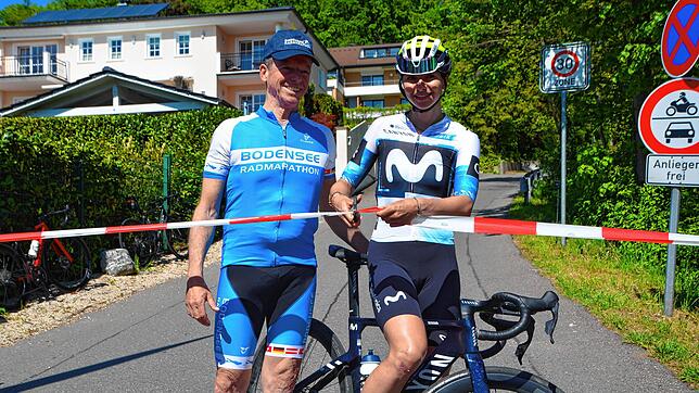 Markus Gähwiler, Präsident und Veranstalter des internationalen Bodensee-Radmarathons, und Profiradrennsportlerin Liane Lippert (von ...