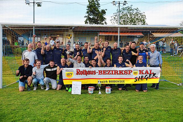 Bild 4: Bildergalerie vom Ü35-Bezirkspokalfinale zwischen der SG Dettingen-Dingelsdorf und dem SV Allensbach