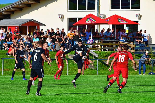 Bild 9: FC Schlüchttal unterliegt zu Hause auch dem SV Buch &ndash; und wir haben Bilder!