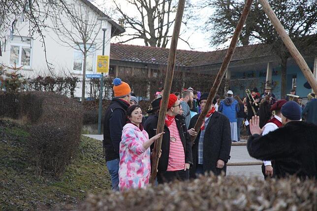 Bild 3: Schmotziger Donnerstag in Mühlingen: Unvergessliche Momente in einzigartigen Bildern!