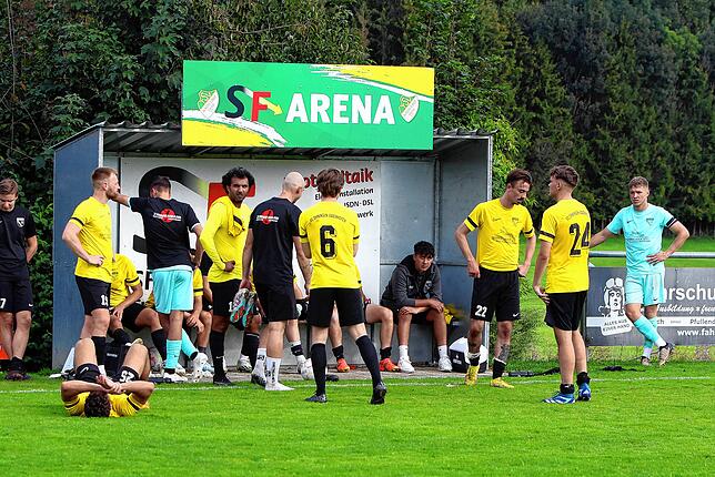 Bild 3: TSV Aach-Linz besiegt im Spitzenspiel den FC Öhningen-Gaienhofen mit 2:1. Die besten Bilder!