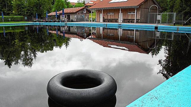 Dem Badevergnügen im Schonacher Freibad steht laut überprüfter Wasserqualität nichts mehr im Wege.