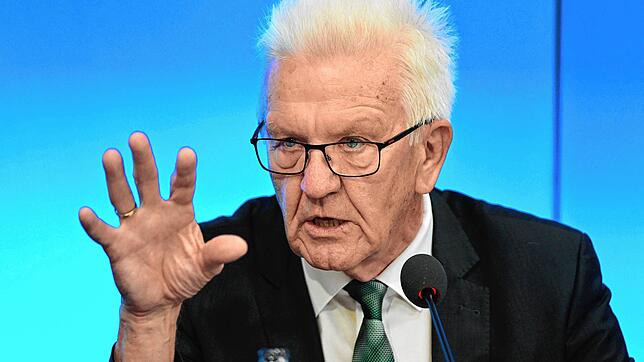 Ministerpräsident Winfried Kretschmann im Juli im Landtag. Kretschmann fordert eine Ministerpräsidentenkonferenz zum Entlastungspaket