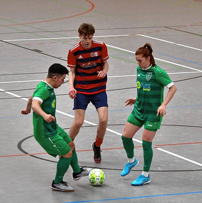 Bild 10: SC Niederhof/Binzgen unterliegt FC Freiburg-St. Georgen im Futsal-Halbfinale – und wir haben Fotos!