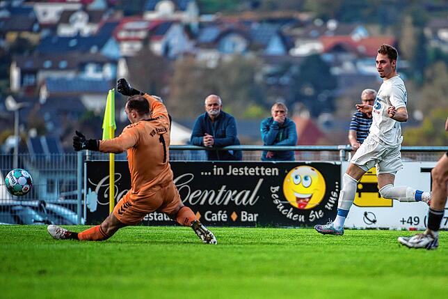 Bild 12: FC Erzingen trotzt Tabellenführer VfR Hausen ein 1:1 ab &ndash; und wir haben Bilder!