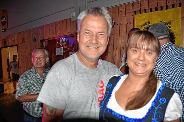 Bild 26: Oktoberfest der Narrenzunft Hugeloh in Leimbach - die tollsten Bilder