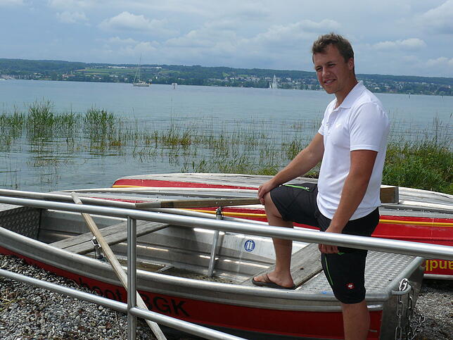 Wenn‘s schnell gehen muss: Dieses Boot steht Jan Blessing und seinen Kollegen zur Verfügung, um Badende notfalls zu retten. Auch ...