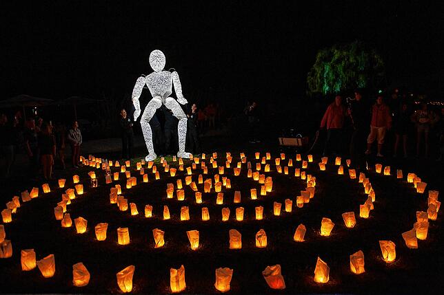 Bild 12: Lichtgestalten erobern das Gelände der Landesgartenschau &ndash; hier gibt es die Bilder