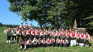 Nicht nur musikalisch ist der Musikverein Denkingen eine starke Truppe, beim Sommerfest am 13. und 15. Juni packen alle miteinander an. ...