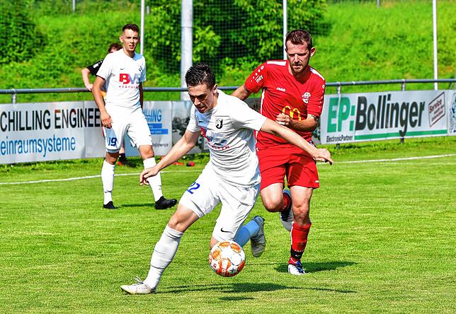 Bild 35: FC Erzingen bezwingt den FC Wallbach deutlich &ndash; und wir haben die Bilder!