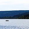 Wegen Blaualgen raten Behörden vom Baden im Schluchsee (hier im Archivbild) ab
