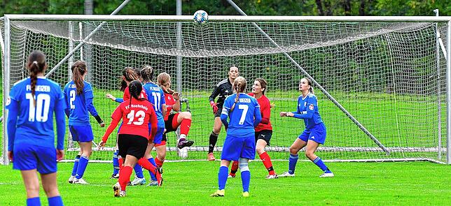 Bild 2: FC Weizen und SG Hochrhein/Geißlingen holen beim 2:2 ihre ersten Punkte – und wir haben Fotos!