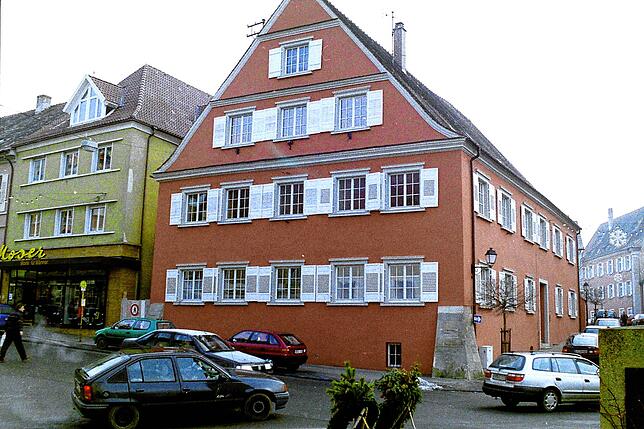 Bild 10: Serie &bdquo;20 in 20&ldquo;: So sah die Hauptstraße in Stockach in den 1990ern aus, ehe sie zur Einbahnstraße wurde