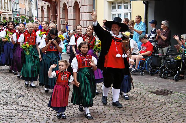 Bild 27: Buntes Brauchtum: Die schönsten Bilder vom Festumzug des Schwyzertags (1)