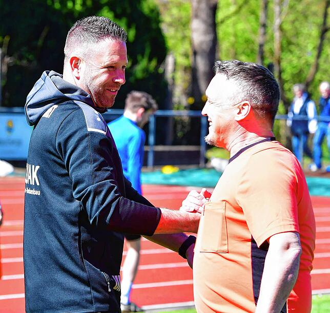 Bild 7: SG FC Wehr/Brennet siegt im Spitzenspiel mit 3:1 gegen FC WIttlingen – und wir haben Fotos!