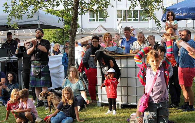 Bild 27: Bilder vom Picknick Konzert beim Blumberger Street Art Festival
