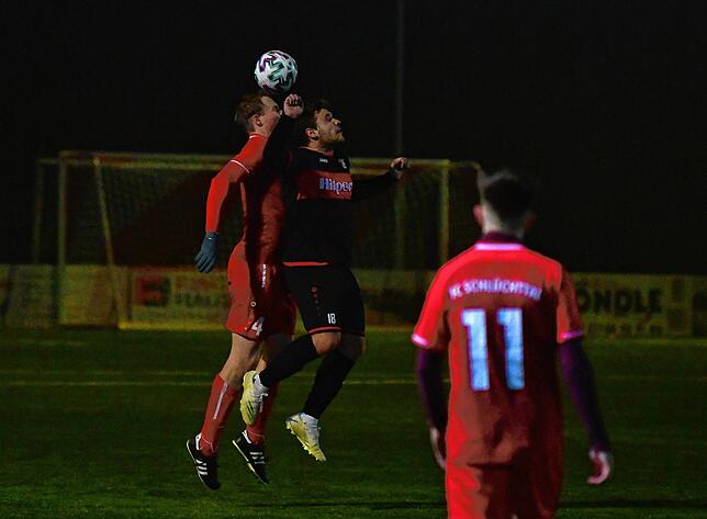 Bild 8: FC Schlüchttal gewinnt das Derby beim FC RW Weilheim &ndash; und wir haben Bilder!