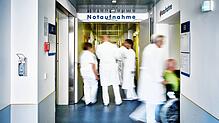 In der Notaufnahme des Klinikums Hochrhein herrscht sehr oft Hochbetrieb. Nach Schließung der Notfallpraxis in Bad Säckingen fordert das ...