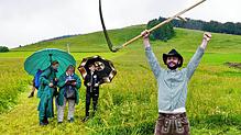 Geschafft! Giorgi Piroveli aus Schopfheim freut sich über seinen Auftritt beim Wett-Sensen in Bernau. Am Ende landete er auf dem achten ...
