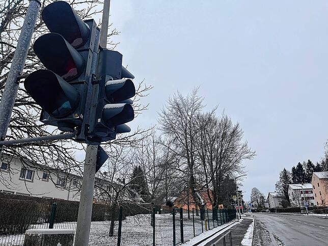 Der Praxistext ist nicht möglich, weil die Ampel in der Dattenbergstraße außer Betrieb ist.