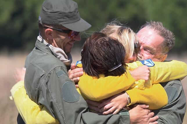 Auch für Waldrappteamleiter und Pilot Johannes Fritz, die Ziehmütter Anne-Gabriela Schmalstieg und Corinna Esterer sowie Pilot Walter ...
