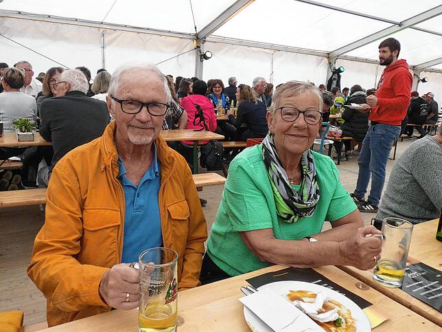 Bild 20: Den Abschluss des dreitägigen Festes „100 Jahre Kieswerk Häring“ machte der Musikverein Lottstetten