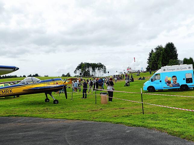 Bild 27: Großer Erfolg beim Jubiläums-Flugplatzfest in Rickenbach-Hütten