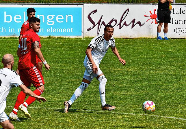 Bild 6: VfR Bad Bellingen besiegt SV 08 Laufenburg II &ndash; und wir haben Bilder!