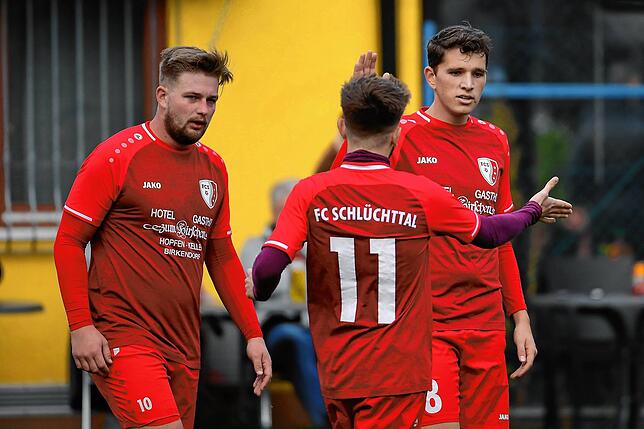 Bild 22: FC Schlüchttal unterliegt bei Bosporus FC Friedlingen trotz deutlicher Überzahl mit 1:2 &ndash; und wir haben die Bilder!