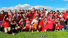 In der Saison 2013/14 steigt der Fußballclub Löffingen erneut in die Landesliga auf, und die ganze Mannschaft feiert den Erfolg. ...