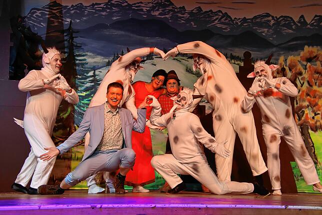 Bild 15: Almbesuch, Bischof Radolt und Imperia: Die schönsten Bilder der Narrenspiegel-Premiere