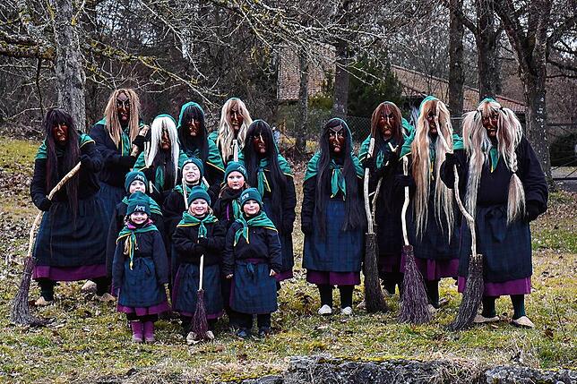 Jung und als in der neuen Zunft der Ammelbach Hexen vereint, ein gutes Omen für die weitere Zukunft