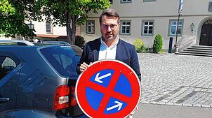 Hauptamtsleiter Mario Streib will Parkplätze am Rathaus beibehalten.
